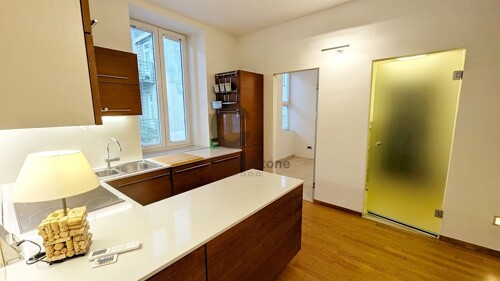 Thumbnail 6223345 - 6