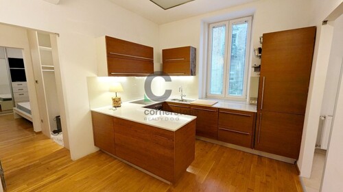 Thumbnail 6223345 - 7