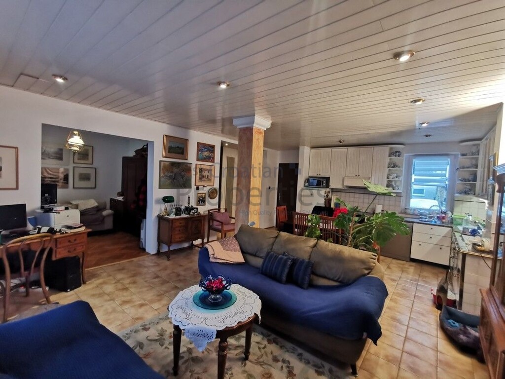 Image 6223414 - 2