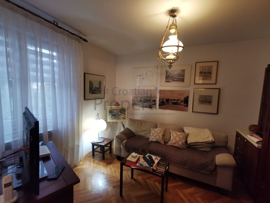 Image 6223414 - 7
