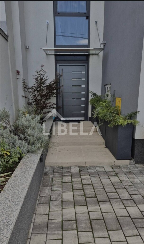 Image 6223421 - 9