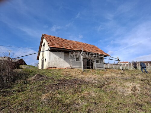 OZALJ, VIVODINA - Vinska Klet, 45 m2