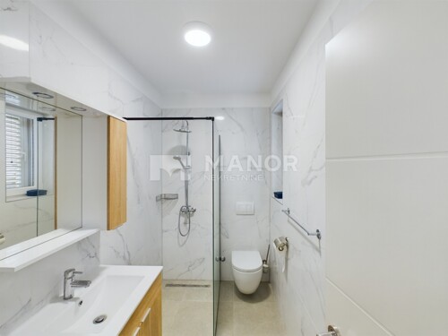 Thumbnail 6223480 - 20