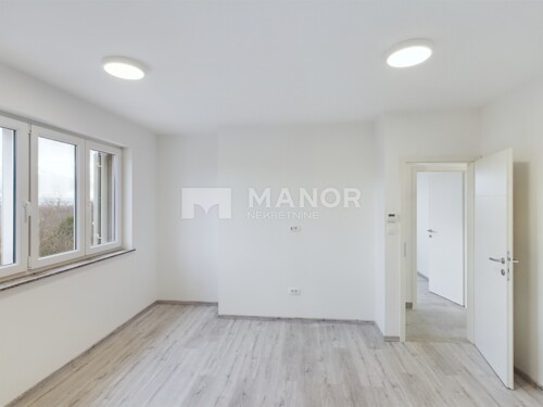 Thumbnail 6223480 - 18