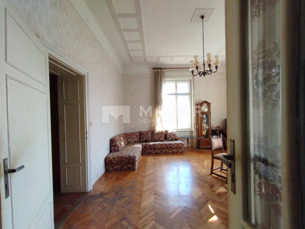 Image 6223482 - 2
