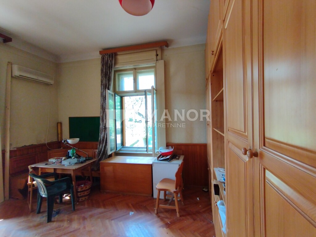 Image 6223482 - 6