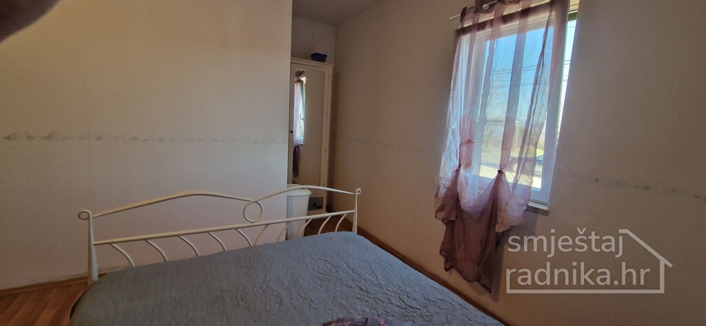 Image 6223530 - 7