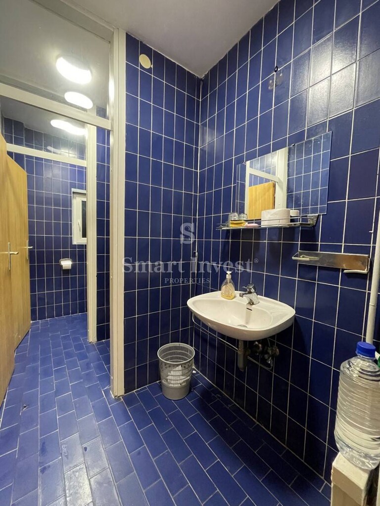 Image 6223723 - 7