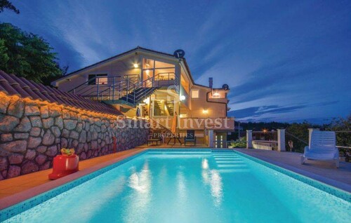 OPATIJA, luksuzna vila cca 1000 m2 s apartmanima i bazenom!