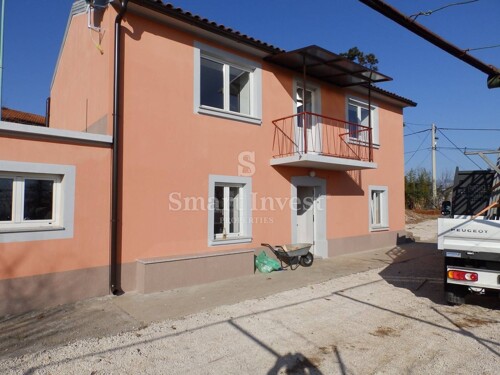POBRI, kuća od 180 m2 s velikom okućnicom