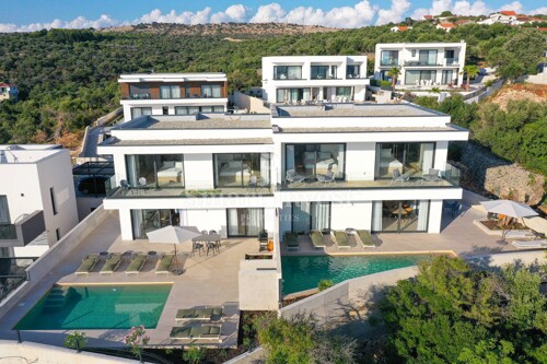 OTOK PAG, luksuzna dvojna vila s bazenom i pogledom na more,