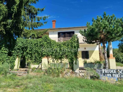 BUJE okolica, samostojeća kuća od 240 m2 u blizini Momjana!!