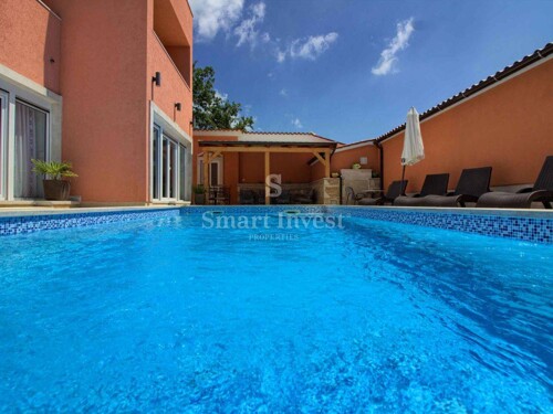 MEDULIN, VILA 5* S POGLEDOM NA MORE, 380 M2!
