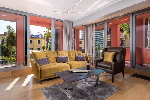 OPATIJA, ekskluzivan stan od 105,77 m2 s okućnicom od 176,49