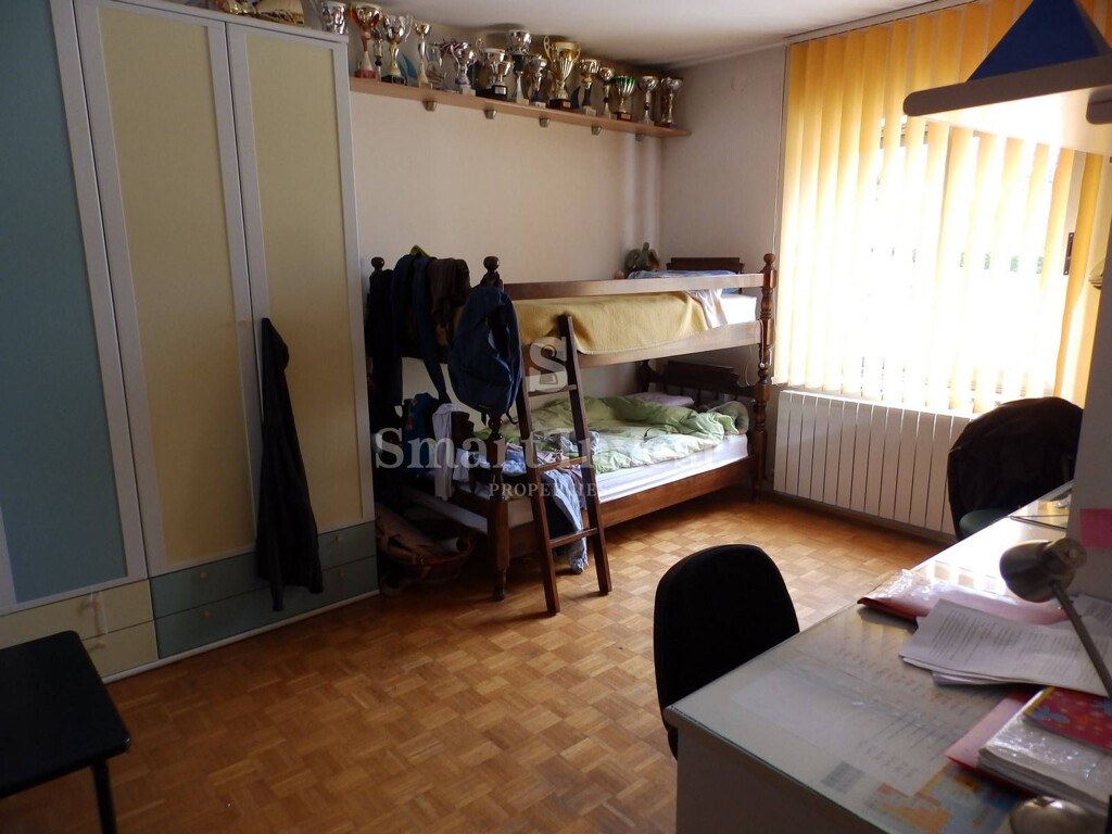 Image 6224554 - 17