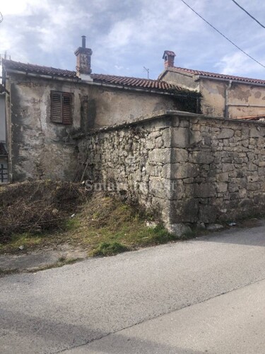 VELI BRGUD, starina od 194 m2 * HITNA PRODAJA *