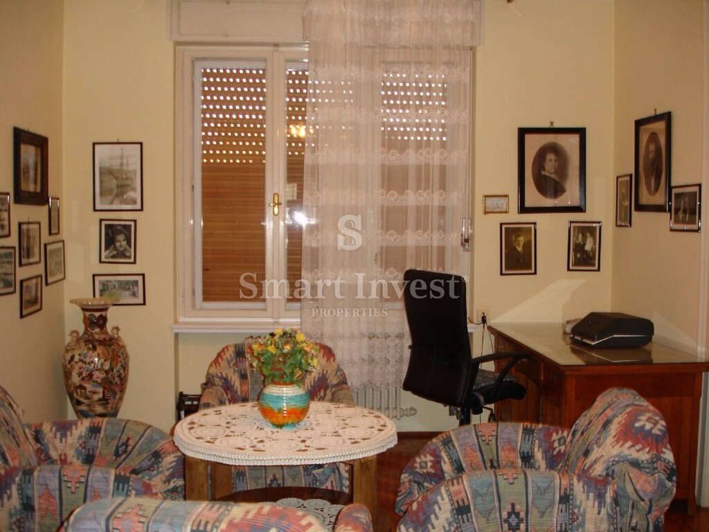 Image 6224600 - 8
