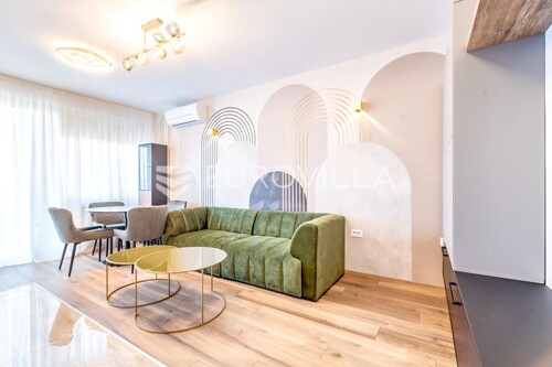Zagreb, Ferenšćica, potpuno renoviran dvosoban stan, 40m2, PRVO USELJENJE
