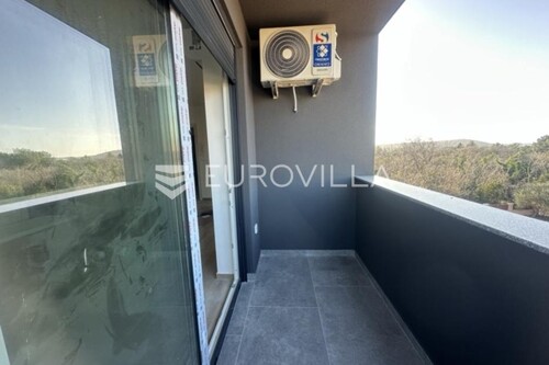 Istra, Medulin, moderan stan u novogradnji, 2. kat NKP 45 m2- blizina mora
