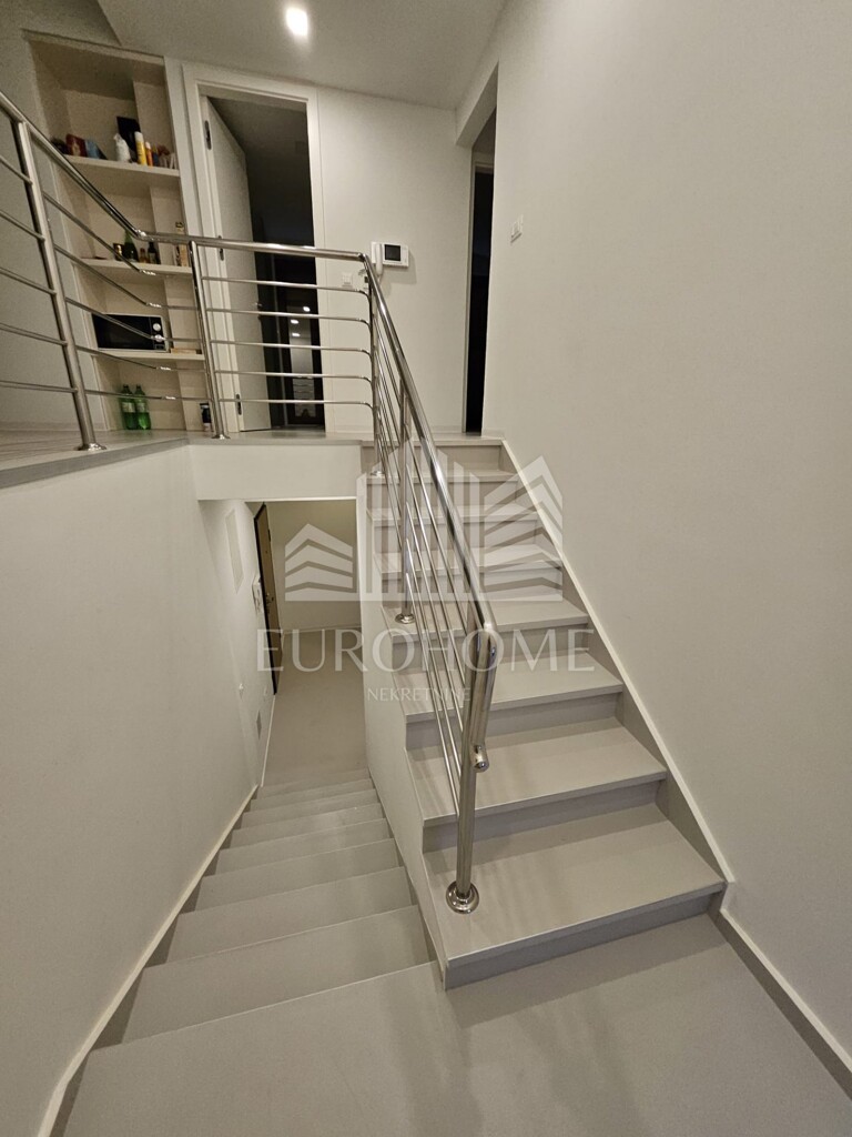 Image 6225276 - 6