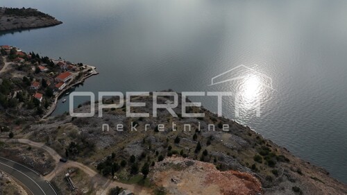 Thumbnail 6225323 - 5