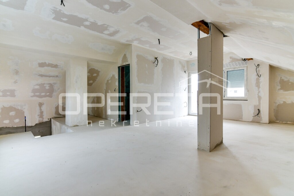 Image 6225324 - 8