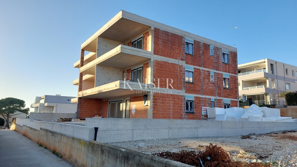 Image 6225338 - 6