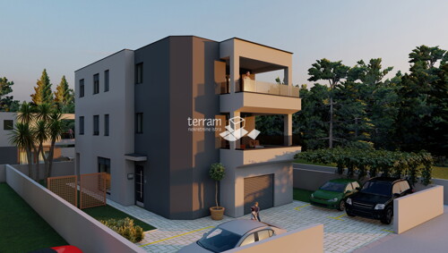 Istra, Medulin, stan 87,25m2, 2SS+DB, prizemlje, vrt 200m2, blizina mora 600m...