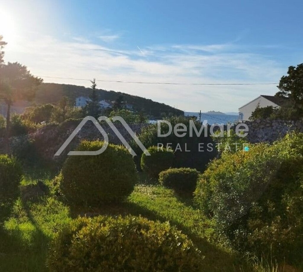 Image 6225500 - 5