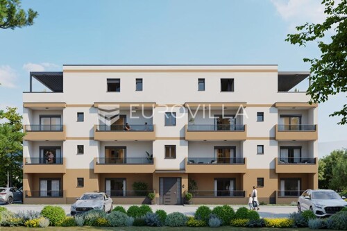 Istra, Tar, penthouse, tri spavaće sobe, lift, dva parkirna mjesta, novograd...