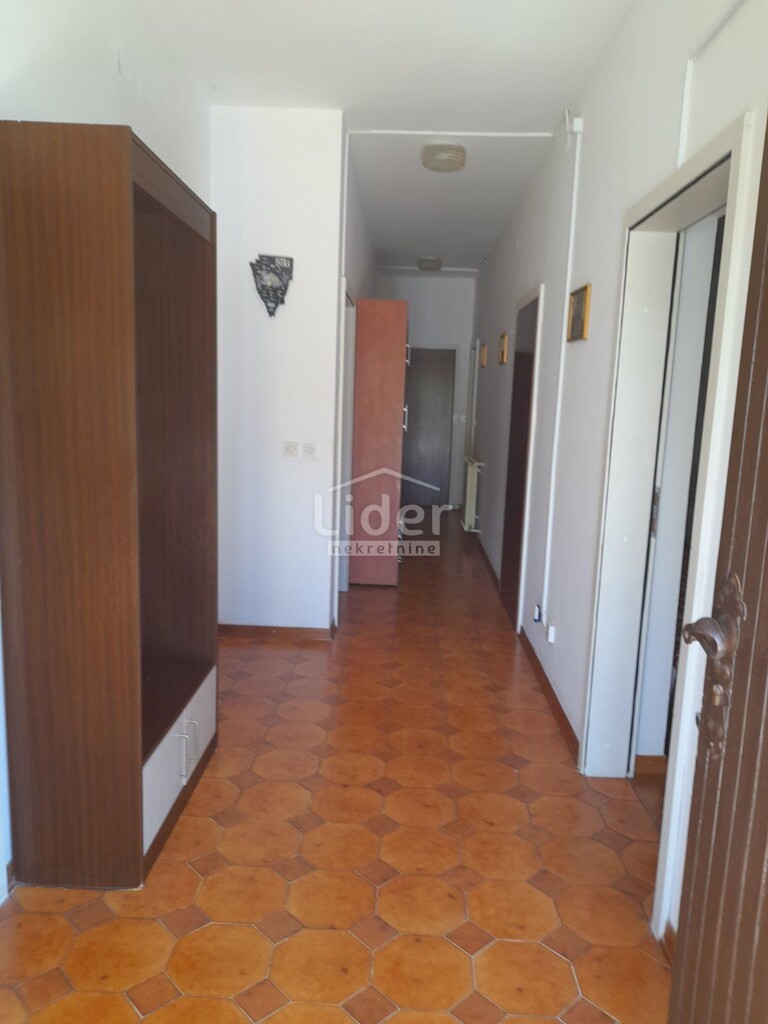 Image 6225798 - 3