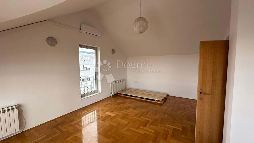 Image 6225807 - 4