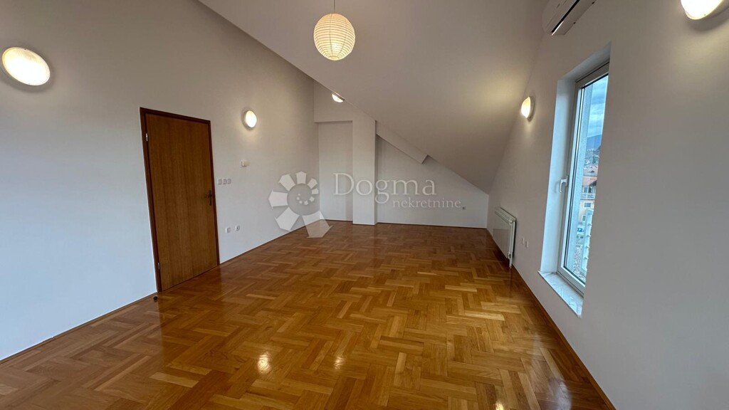Image 6225807 - 5
