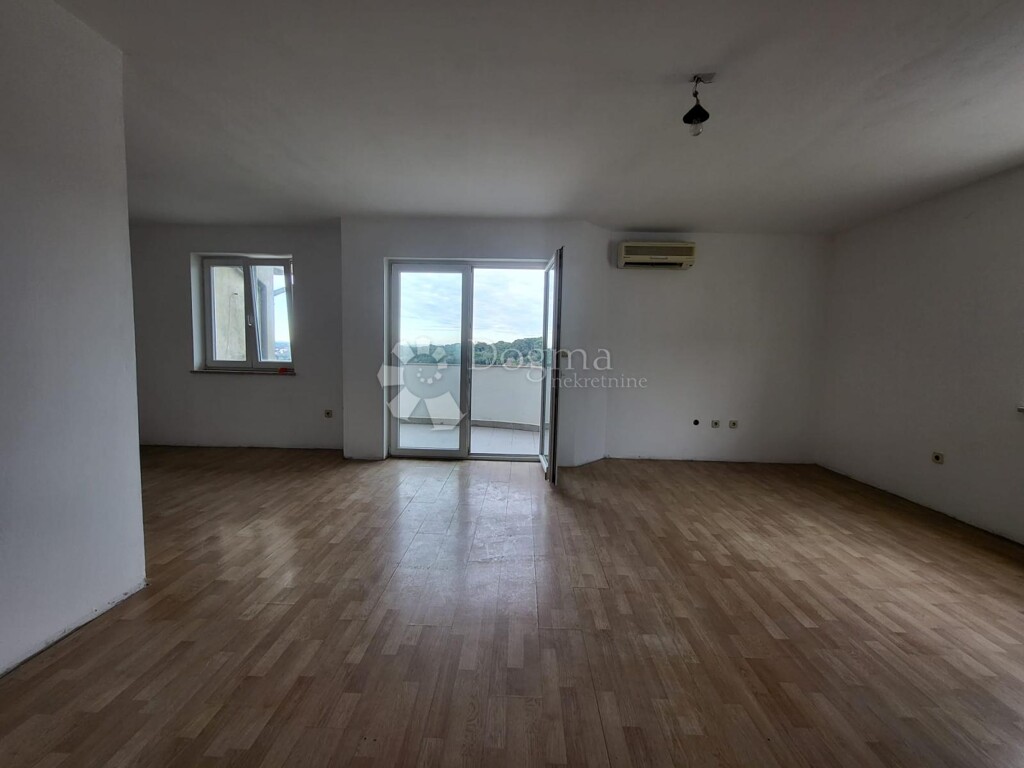 Image 6225863 - 3