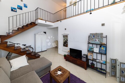 Otok Ugljan Penthouse 1.red do mora
