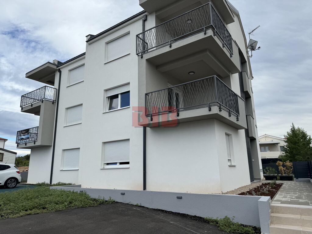 Image 6225925 - 1