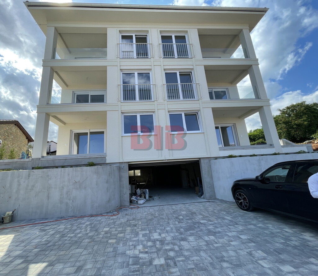 Image 6225930 - 8