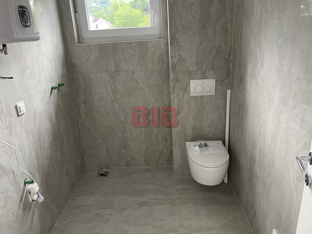 Image 6225930 - 4