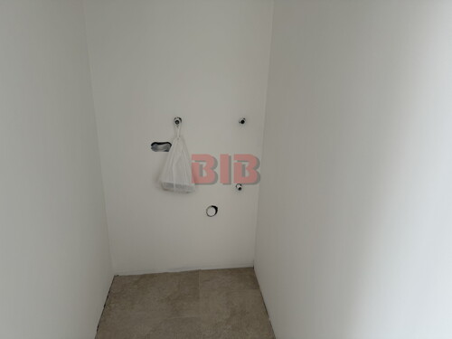 Thumbnail 6225956 - 8