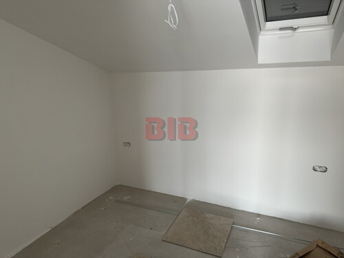 Thumbnail 6225956 - 9