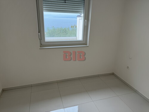 Thumbnail 6225958 - 5