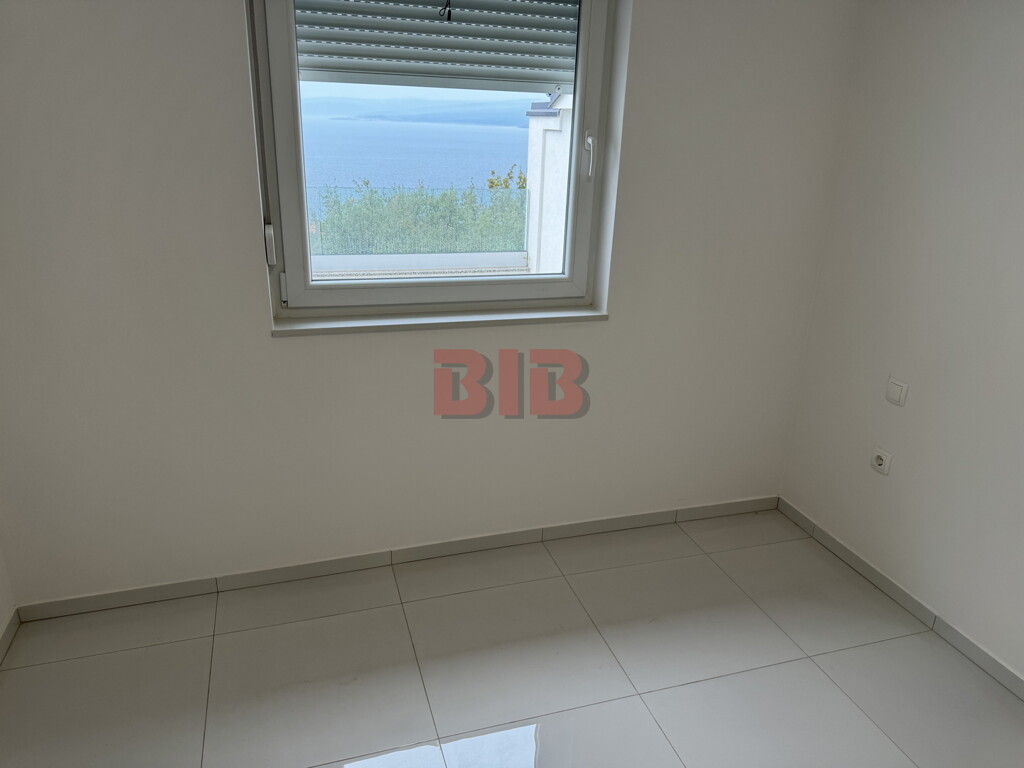 Image 6225958 - 5