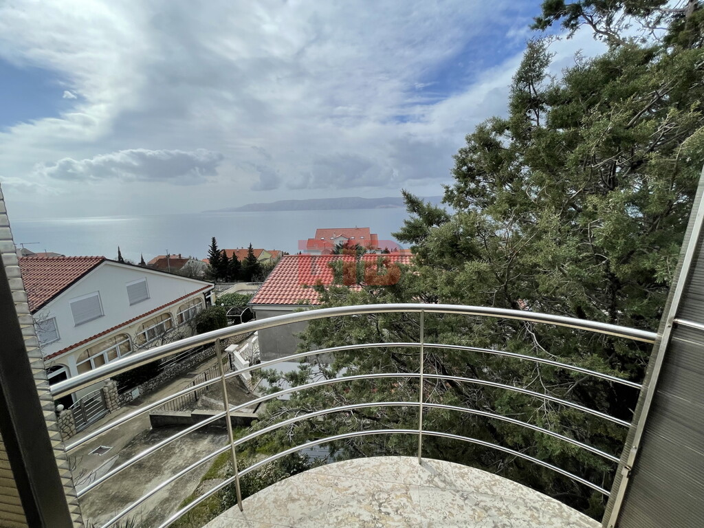Image 6225991 - 2