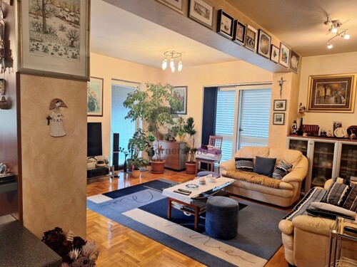 Zagreb, Vrapče, stan s garažom (dva parkirna mjesta),105 m2, prodaja