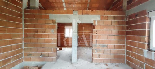 Thumbnail 6226026 - 9