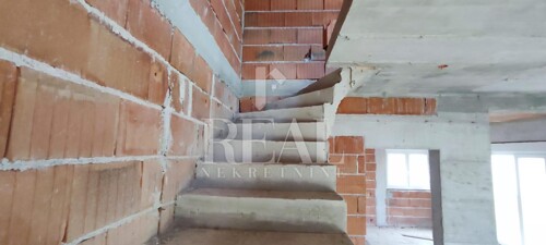Thumbnail 6226026 - 13