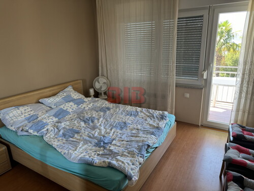 Thumbnail 6226063 - 3