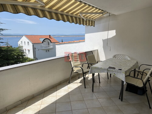 CRIKVENICA,3S+DB,SPREMIŠTE 21,27M2,PARKING,BLIZU MORA