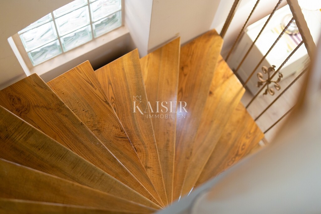 Image 6226167 - 7