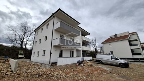 Thumbnail 6226681 - 1